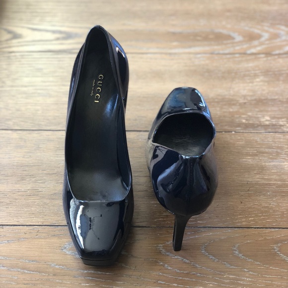 ⛔️SOLD⛔️Gucci Vernice Crystal Marine High Heel - Picture 5 of 8